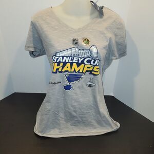 Fanatics - St Louis Blues Stanley Cup Champions Womens V-Neck T-Shirt - Size: S